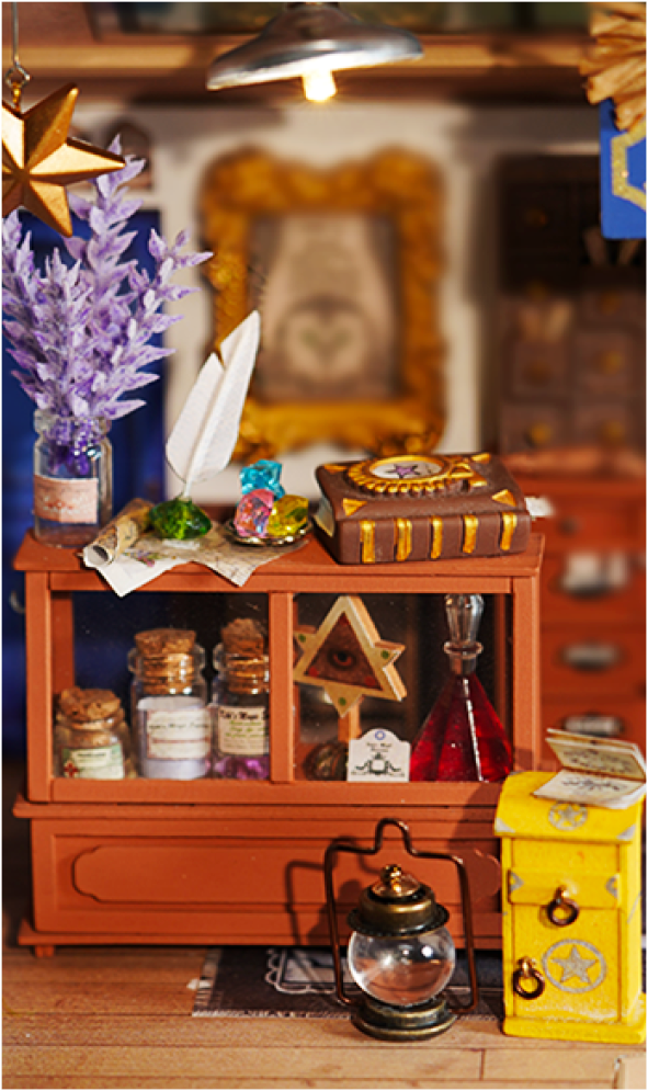 Kiki&#39;s Magic Emporium DIY Miniature House Kit